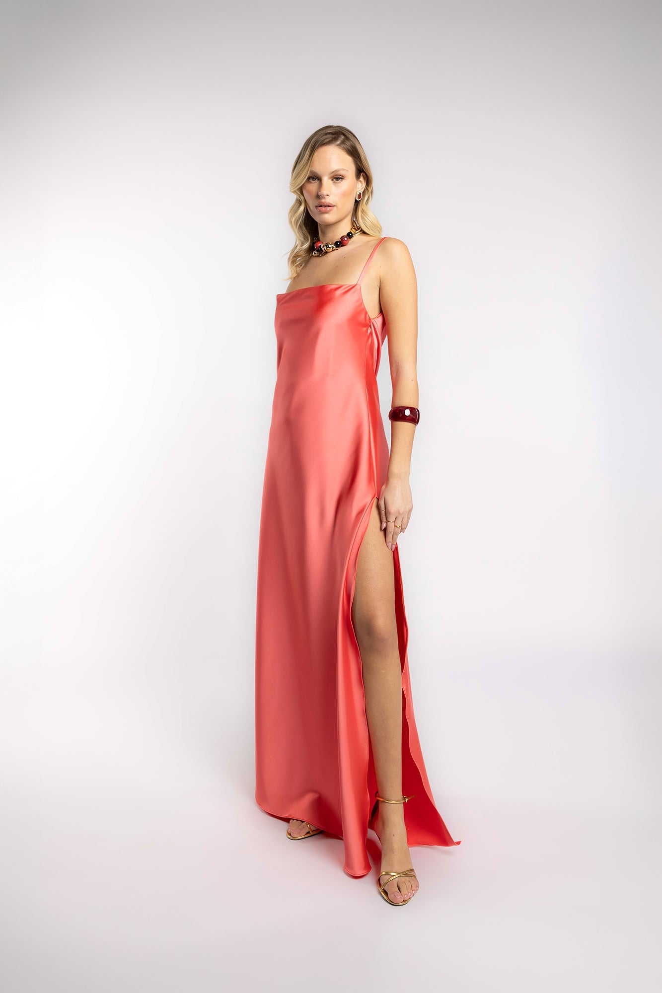 VESTIDO SUSURRO DE SEDA