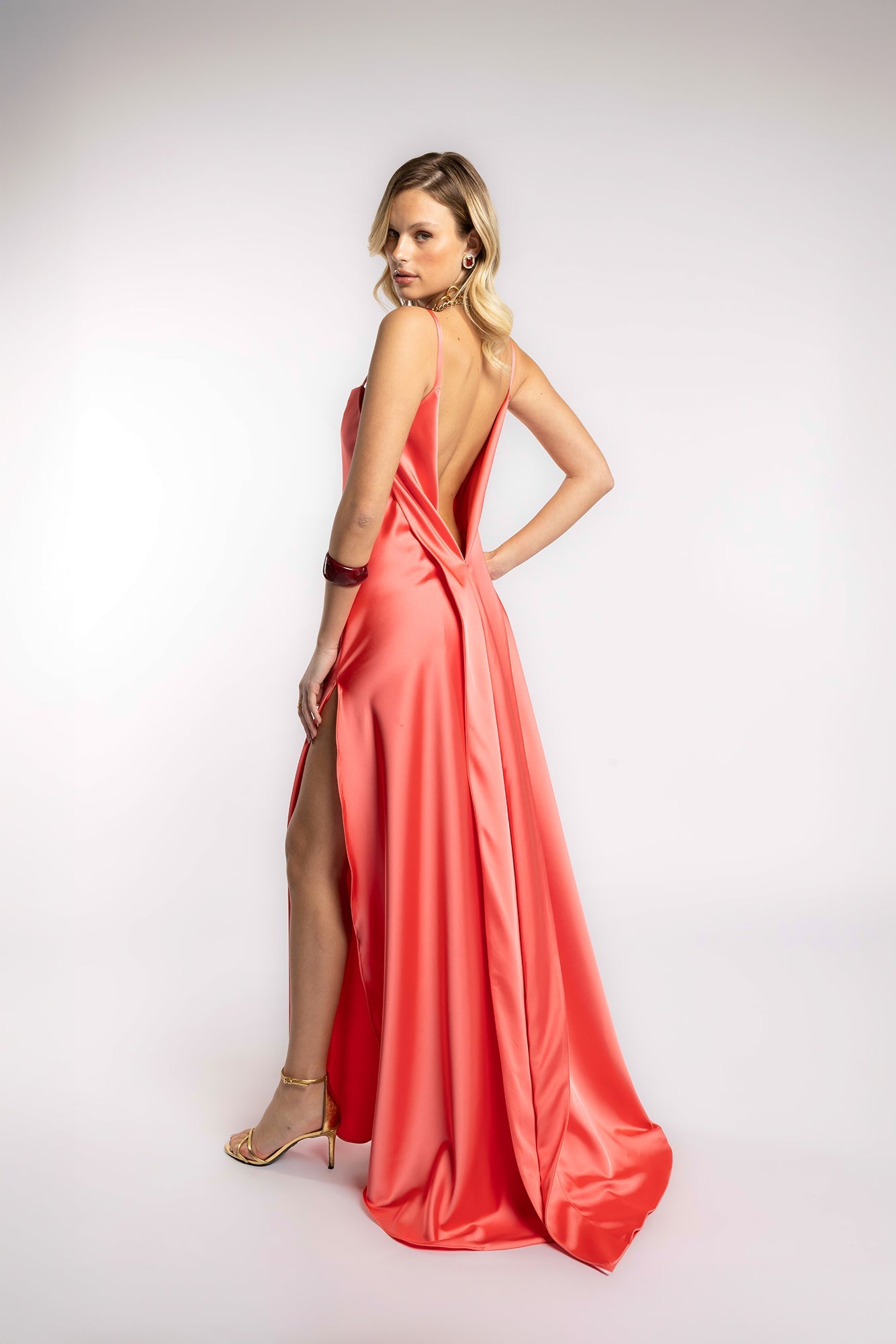 VESTIDO SUSURRO DE SEDA