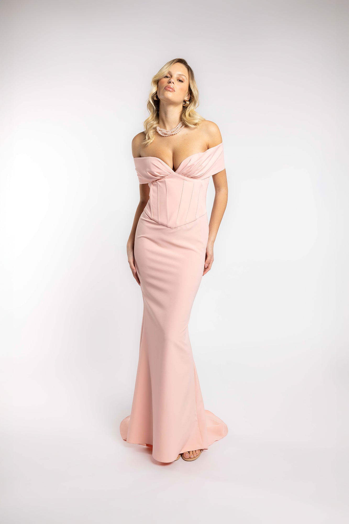 VESTIDO DE ALTA COSTURA