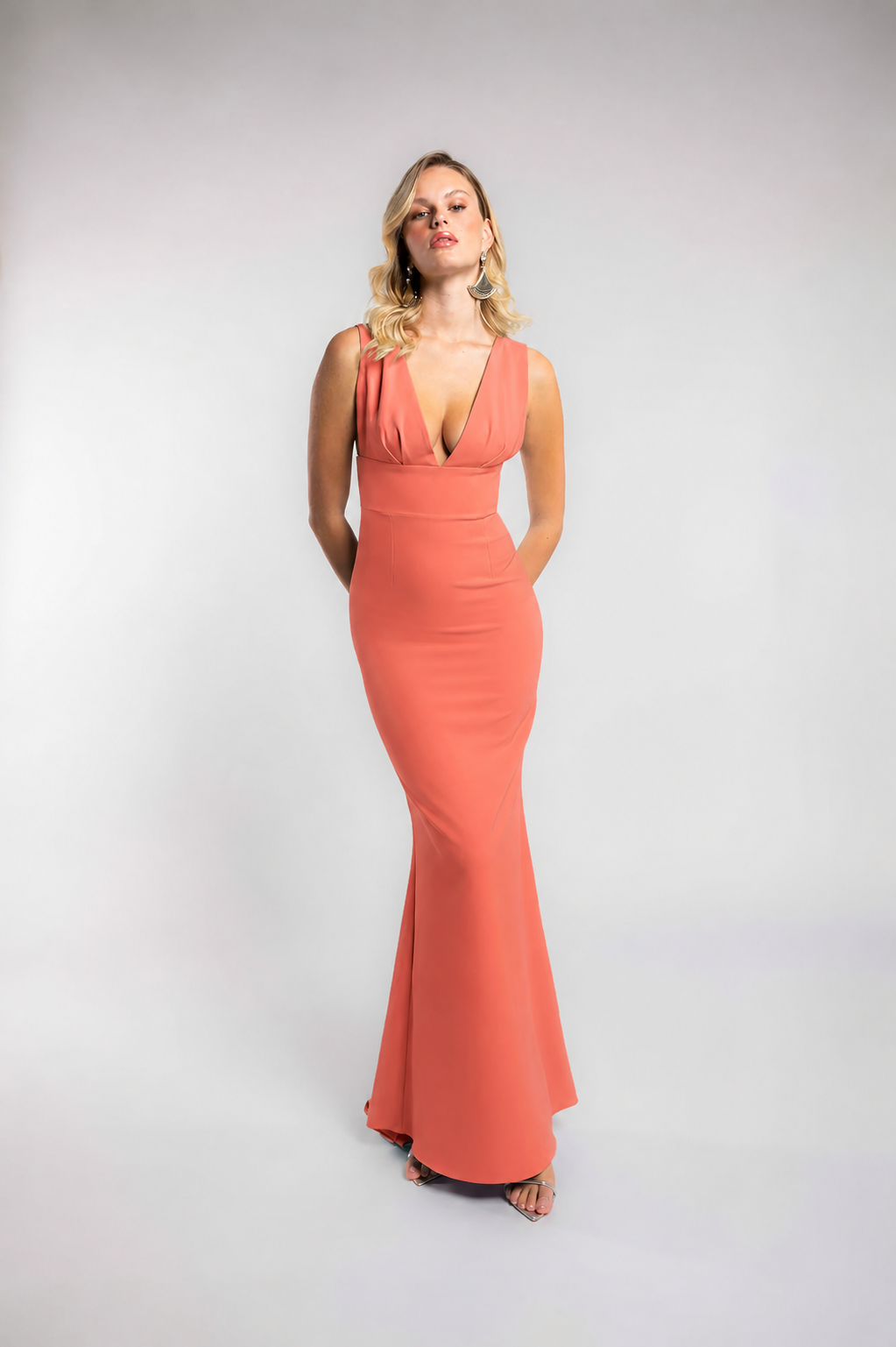 VESTIDO SILUETA DE AGUA